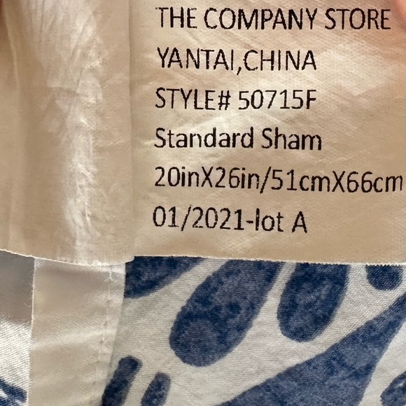Company Store Full size duvet cover & two matching shams - Picture 3 of 7